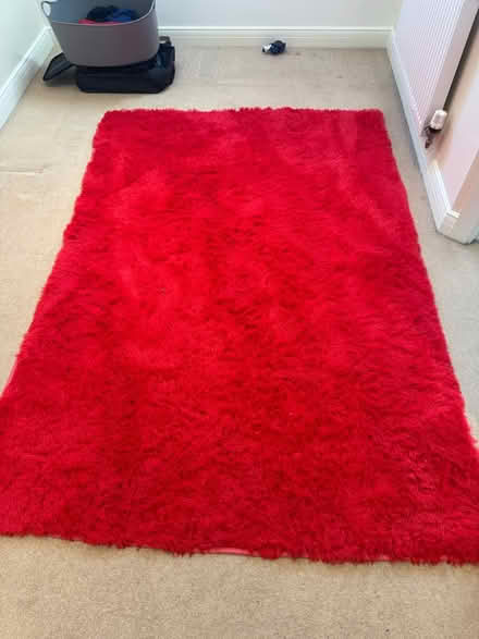 Photo of free Red Rug 210cm x 146cm (SG5) #1