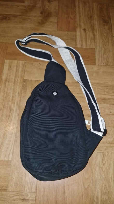 Photo of free Bag (Lambeth SW8) #2