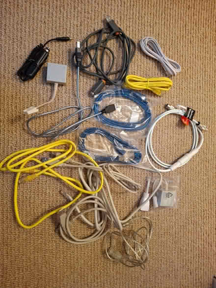 Photo of free Assorted computer-related cables (Headington OX3) #1