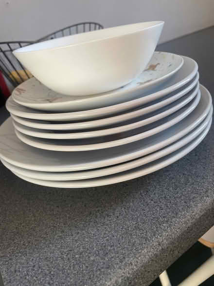 Photo of free Plates, side plates and bowl (NN2 Kingsthorpe) #1