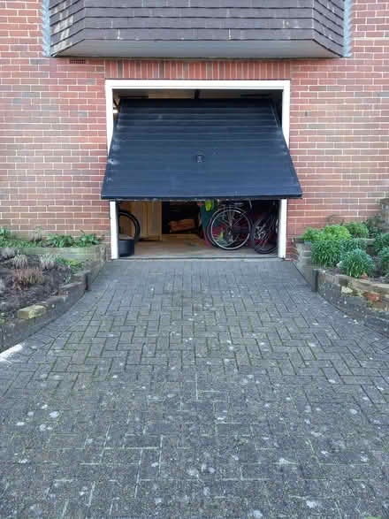 Photo of free garage door- electric (Bevendean BN2) #3
