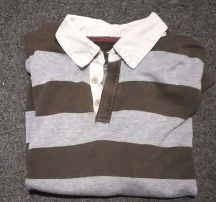 Photo of free bundle of 3 mens jumpers (Hooley CR5) #1