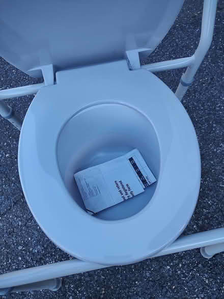 Photo of free Portable toilet (new) (Odenton) #4