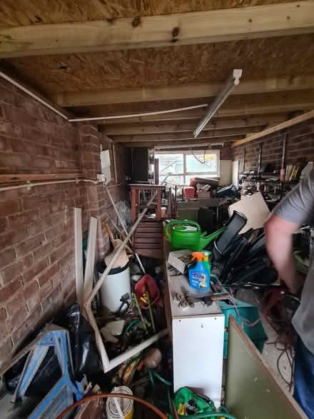 Photo of free Garage / shed items (Great Sutton CH66) #1