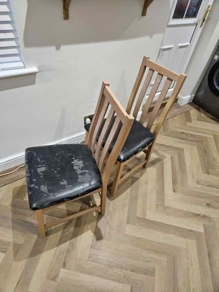 Photo of free Table and chairs (DN12 2JH) #4