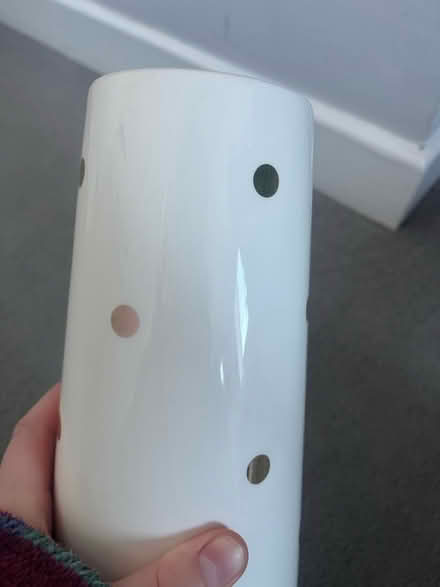 Photo of free White and gold vase (OX14) #4