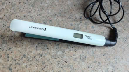 Photo of free Temperamental hair straighteners (S11 Banner Cross) #1