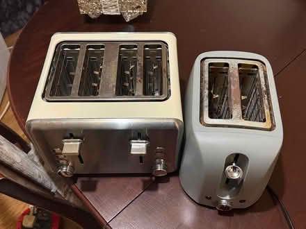 Photo of free Toaster (GreenIsland BT38) #1