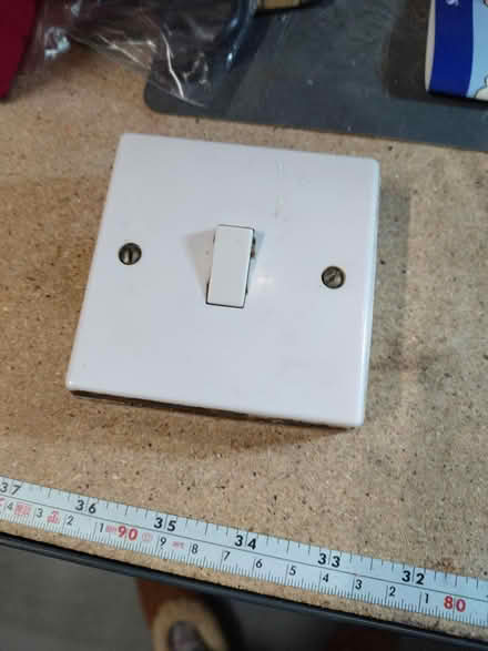 Photo of free 1 gang 1 way light switch (CT2) #1