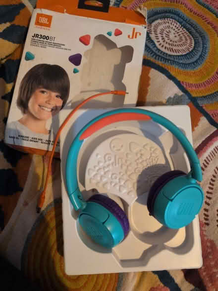 Photo of free Kids Bluetooth headphones (LS18 Horsforth) #1
