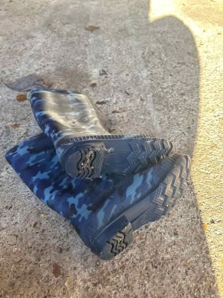 Photo of free Kids size 13 wellies (Trumpington Ward CB2) #4