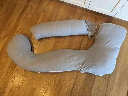 Photo of free Pregnancy Pillow (Near library) #1