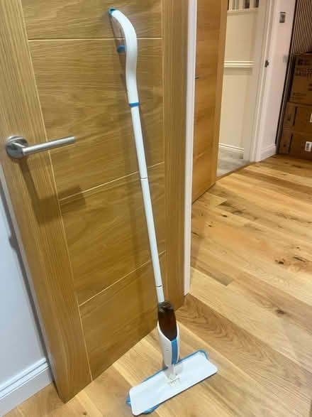 Photo of free Spraying floor cleaner (CT4) #1