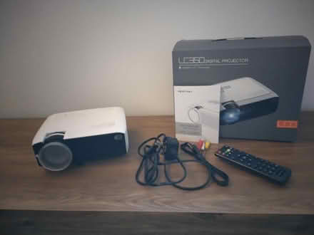Photo of free Apeman LC350 digital projector (Sale M33) #1
