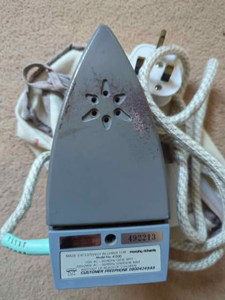 Photo of free Travel iron (IG4) #2