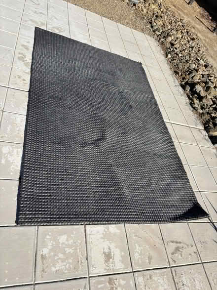 Photo of free Berber-style rug (Henderson) #1