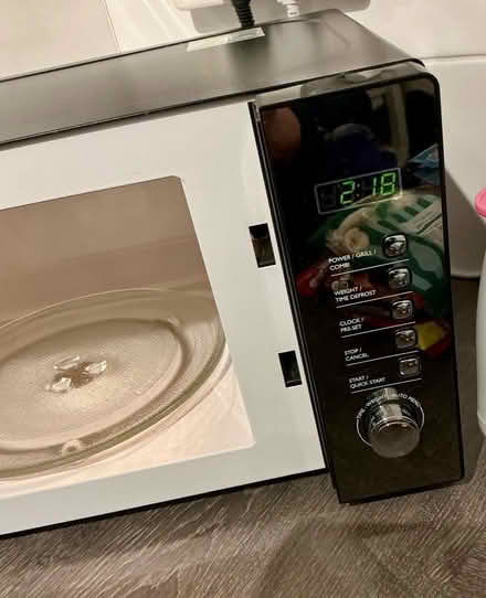 Photo of free BREVILLE Microwave/Grill (Blewbury OX11) #2