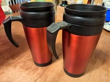 Photo of free wooden baskets, travel mugs #1