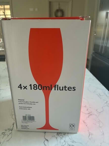 Photo of free High quality drinking glasses (Great Kingshill HP15) #3