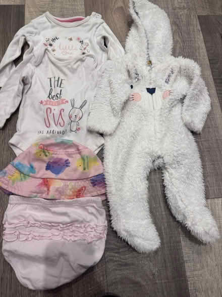 Photo of free Baby clothes 0-6 months (GL3) #1