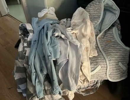 Photo of free Baby clothes 0-3 (IG10) #1
