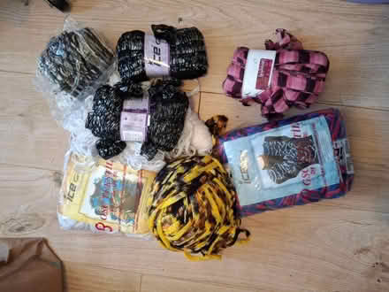Photo of free Scarf yarn (DA11) #1