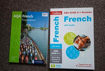 Photo of free GCSE French Foundation/All-in-One Revision & Practice Books. (Sudden OL11) #1