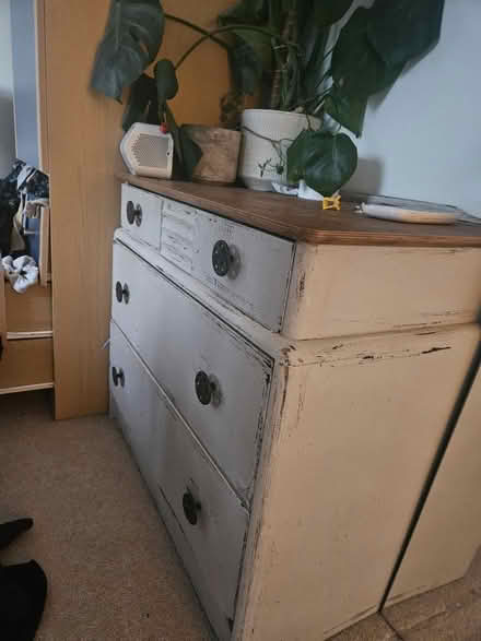 Photo of free Set of drawers (BN7) #2