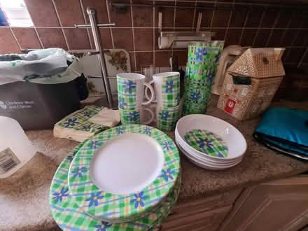 Photo of free Picnic set (Great Sutton CH66) #3