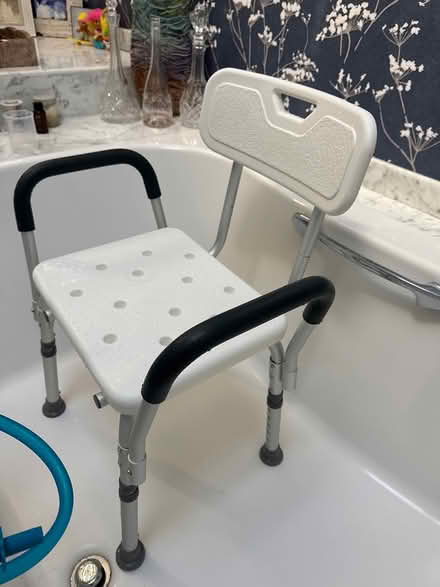 Photo of free Shower Chair (Upper NW DC) #1