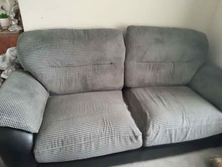 Photo of free Settee (Albrighton WV7) #2