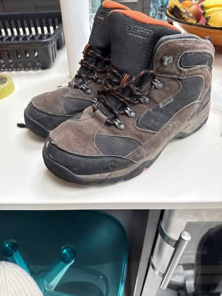 Photo of free Men’s walking boots - UK size 9 (Twickenham) #1