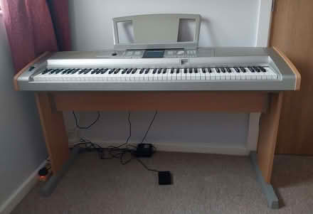 Photo of free Yamaha DGX-505 Keyboard (Allestree DE22) #1
