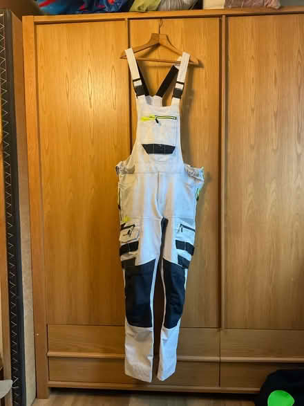 Photo of free DX441 Portwest decorators overalls (Farnborough GU14) #2