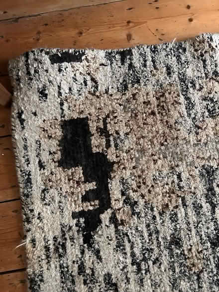 Photo of free Area Rug (Loftus Road W12) #4
