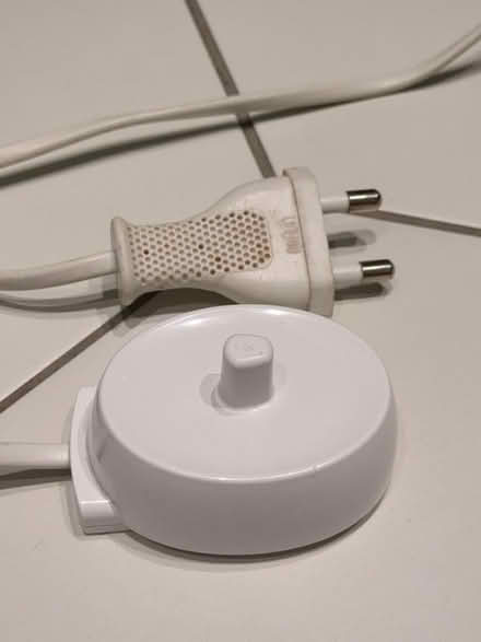 Photo of free Braun toothbrush charger (Harringay Ladder N8) #2