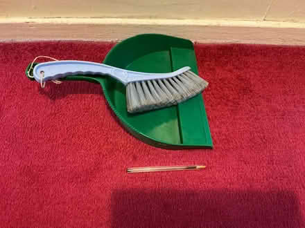 Photo of free Dustpan and brush (Walkley S6) #1
