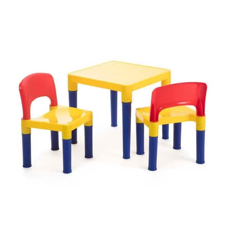 Photo of free Kids table and chairs (BS11) #1