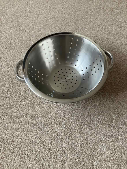 Photo of free Colander (Tinker's Hill GL3) #1