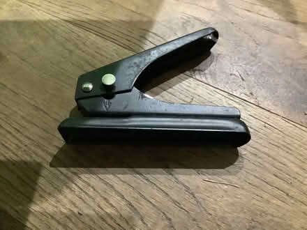 Photo of free Single hole punch. (Brampton S40) #1