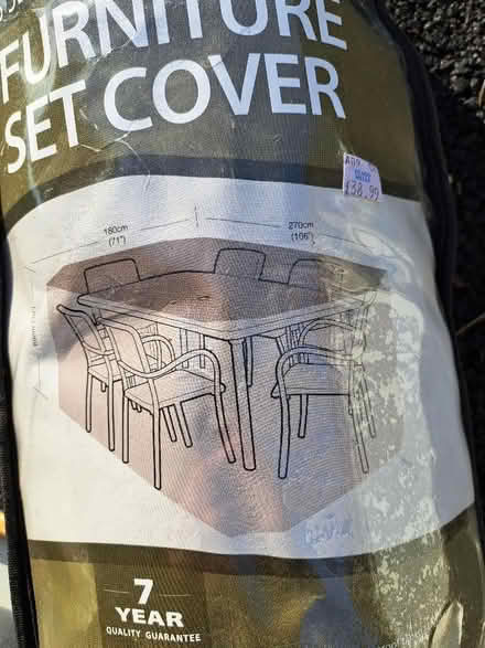 Photo of free Garden Table Cover (TN24) #2