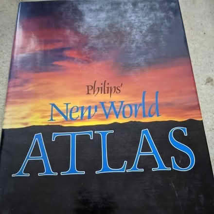 Photo of free Philip's new world atlas book (Hastings TN34) #1