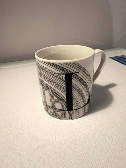 Photo of free Mug with letter L (Upper Sydenham SE26) #2