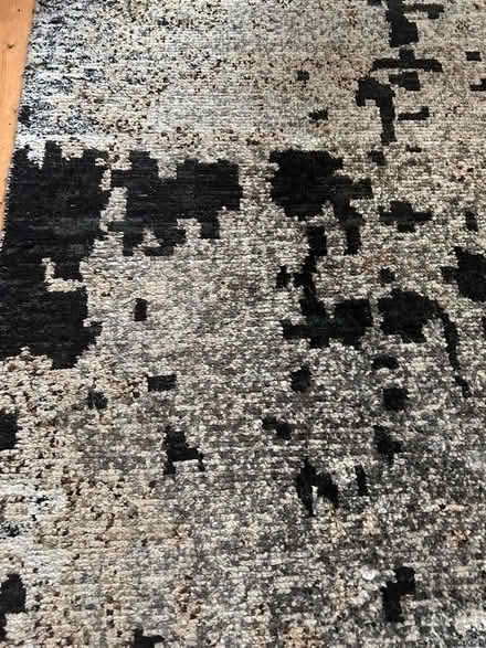 Photo of free Area Rug (Loftus Road W12) #2