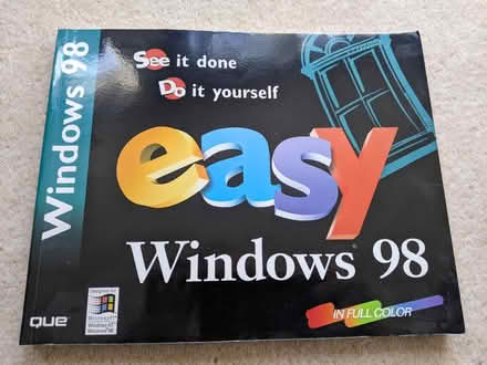 Photo of free Windows 98 book (Hastings TN34) #1