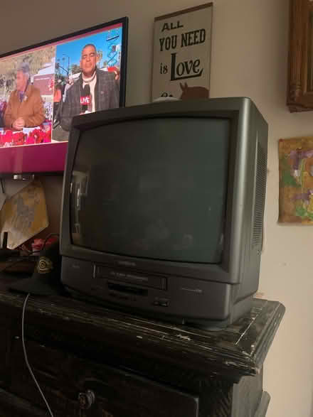 Photo of free VHS Tv combo (94087) #1