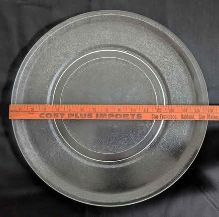 Photo of free Large Glass Microwave Platter (Crescent Park) #2
