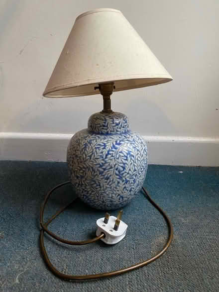 Photo of free Broken lamp - needs repairing (Wolverley DY11) #2