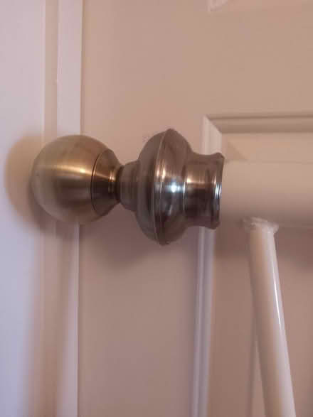 Photo of free Metal head 'board' for 5ft bed (Walderslade) #3