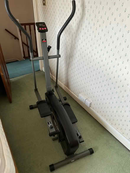 Photo of free York Fitness crosstrainer (Queslett B44) #2